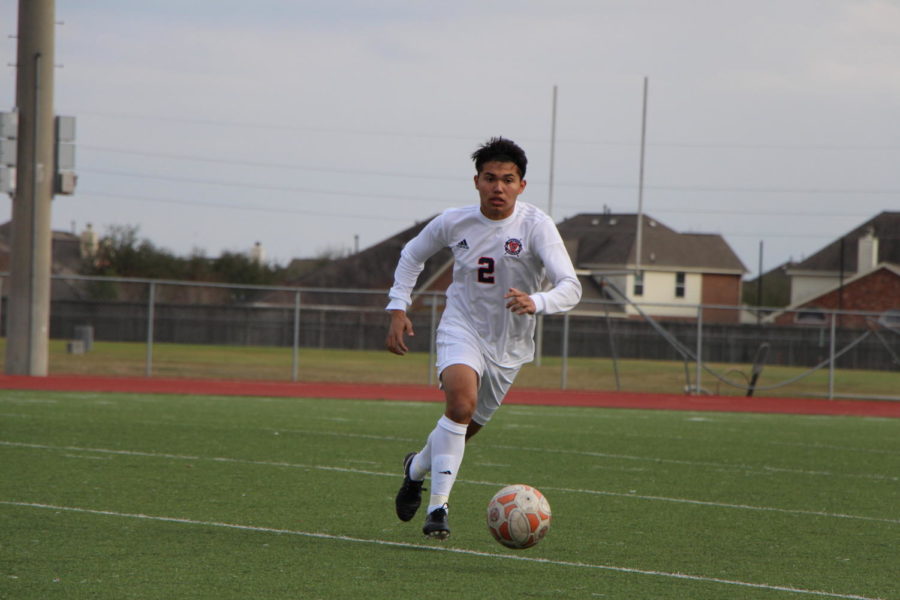 Anthony Romano makes a move on the ball.